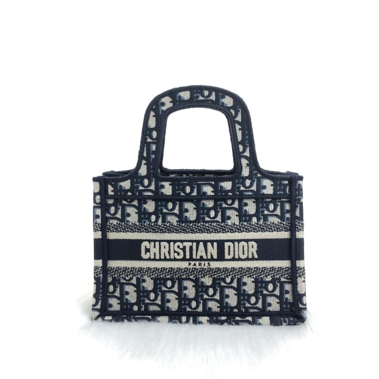 Christian Dior canta Oblique Mini Embroided Tote dokuma siyah 24x16 cm