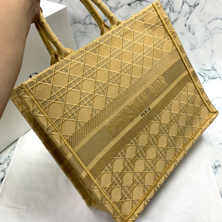 Christian Dior canta Tote Oblique gold 41x32 cm