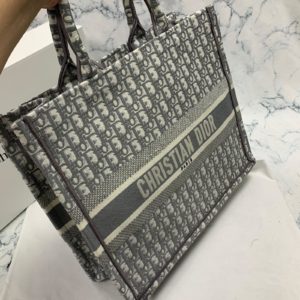 Christian Dior canta Tote Oblique gri logo baski 41x32 cm
