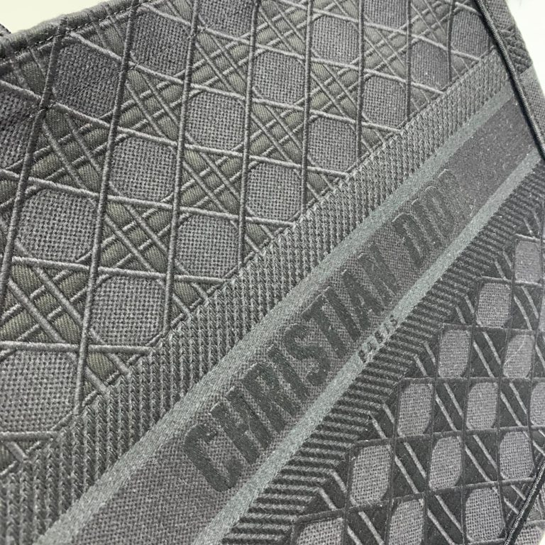 Christian Dior canta Tote Oblique gri logo baski 41x32 cm