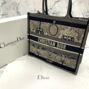 Christian Dior canta Tote Oblique siyah bej isleme 41x32 cm