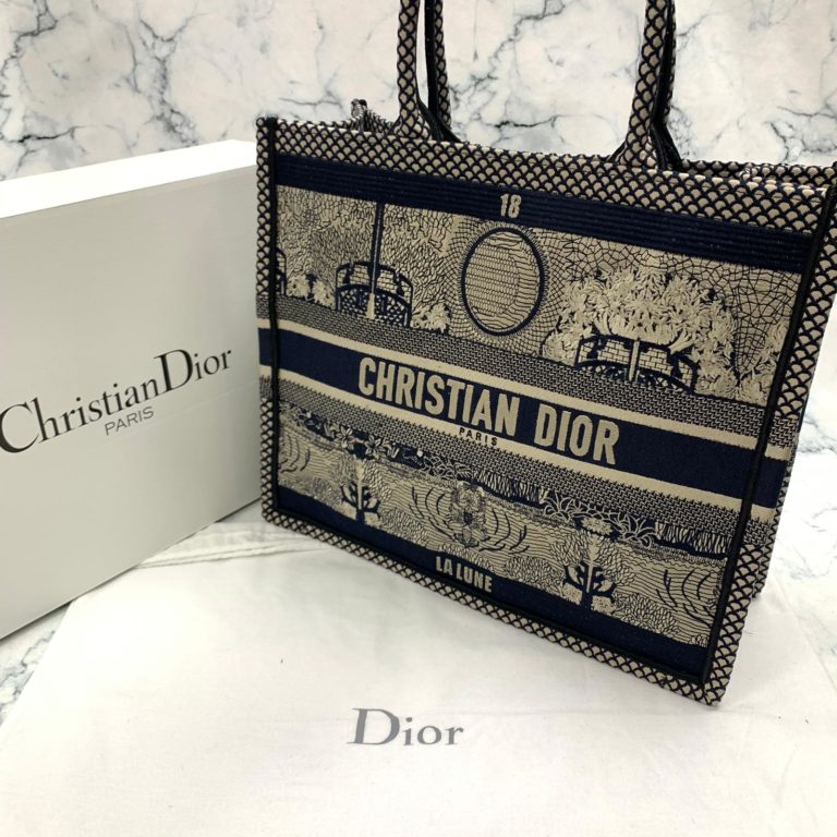 Christian Dior canta Tote Oblique siyah bej isleme 41x32 cm