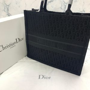 Christian Dior canta Tote Oblique siyah logo desenli 41x32 cm