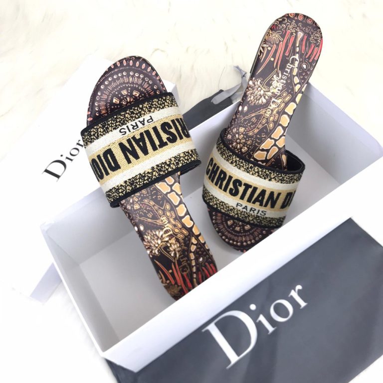 Christian Dior terlik hakiki deri bej siyah