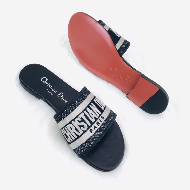 Christian Dior terlik hakiki deri dior yazili