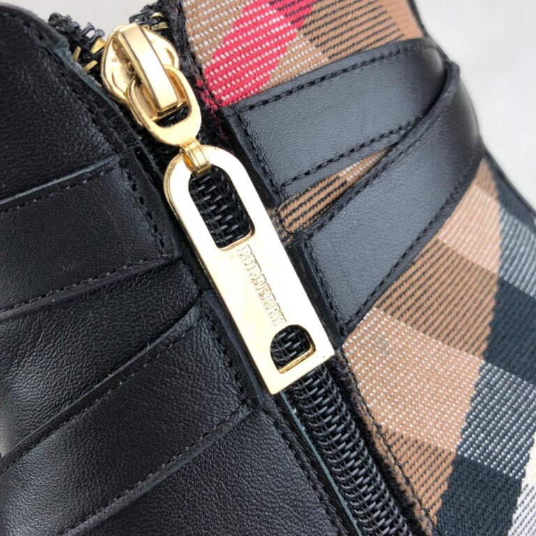 burberry ayakkabi bot house check