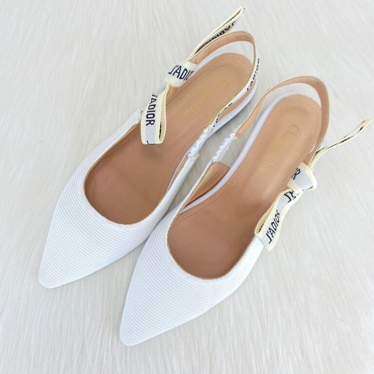 christian dior canta ballerina flat jadior babet beyaz