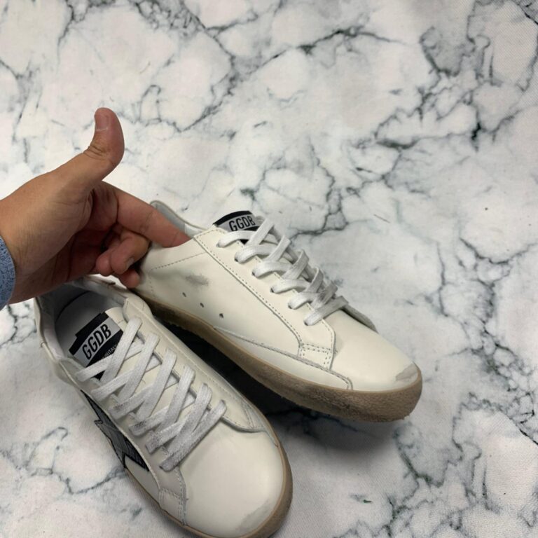 golden goose ayakkabi sneaker superstar beyaz siyah