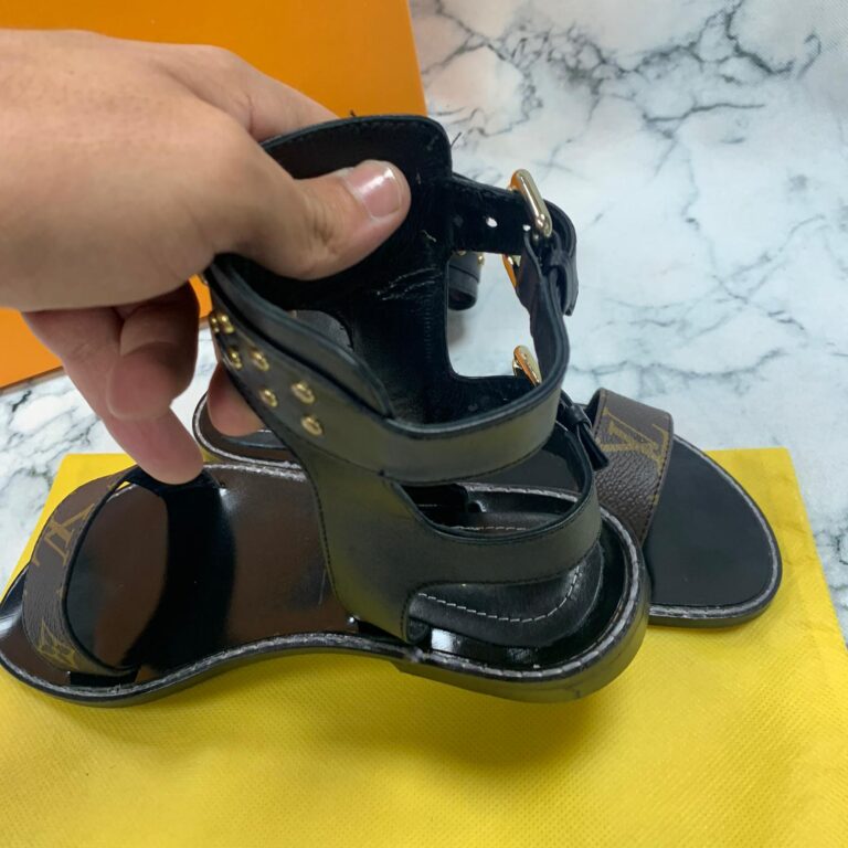 louis vuitton ayakkabi gladiator flat sandalet