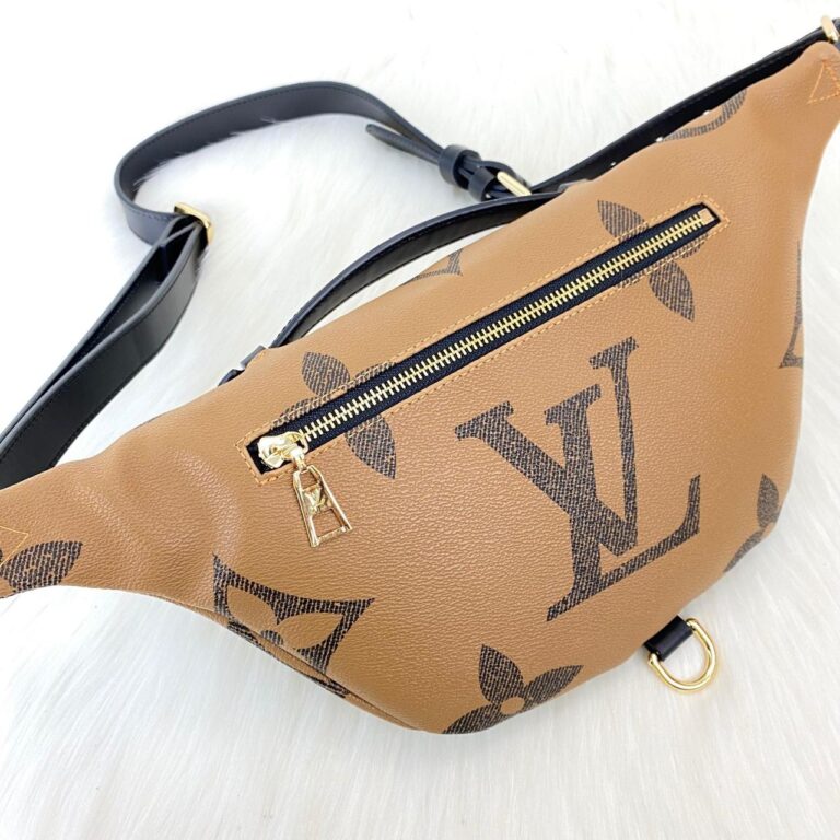 louis vuitton canta bel bumbag oversize