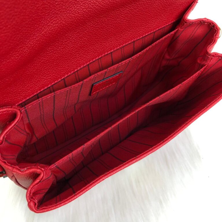 louis vuitton canta kirmizi metis pochette 25x19cm