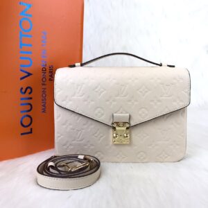 louis vuitton canta krem metis pochette 25x19cm