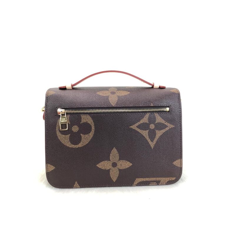louis vuitton canta metis koyu kahve buyuk logo pochette 25x19cm
