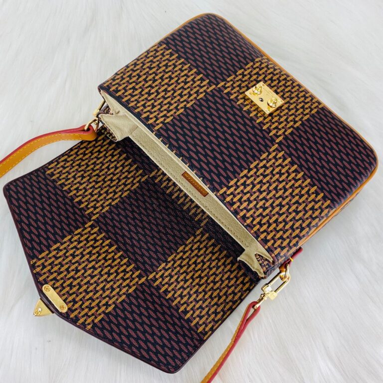 louis vuitton canta metis pochette 25x19