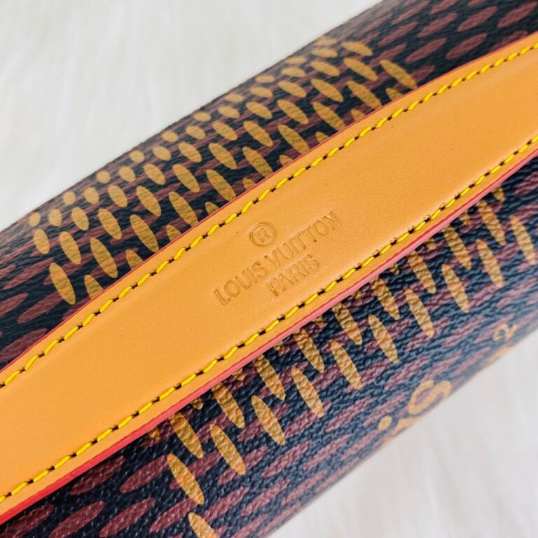 louis vuitton canta metis pochette 25x19