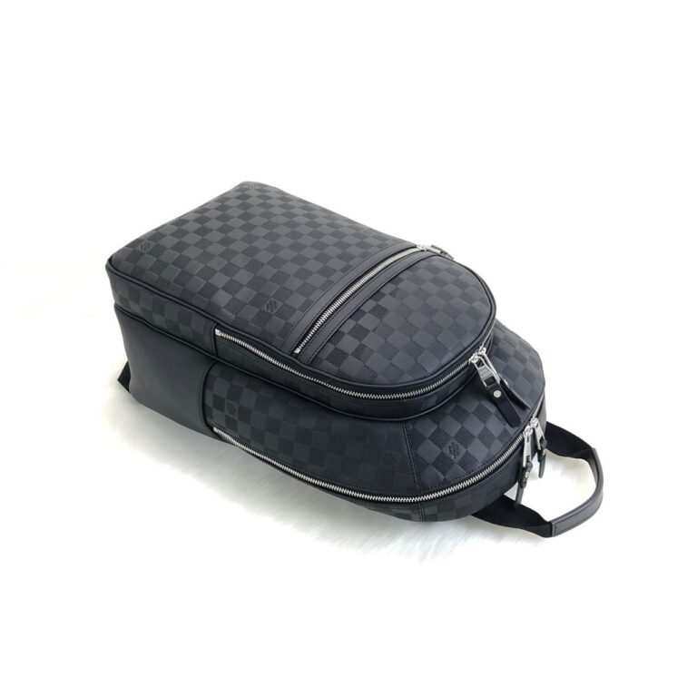louis vuitton canta michael backpack sirt infiniti