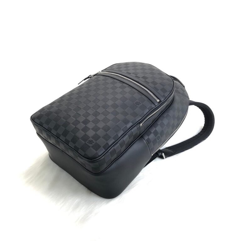 louis vuitton canta michael backpack sirt infiniti