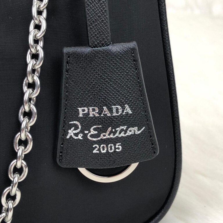 prada canta sirt 2005 re edition