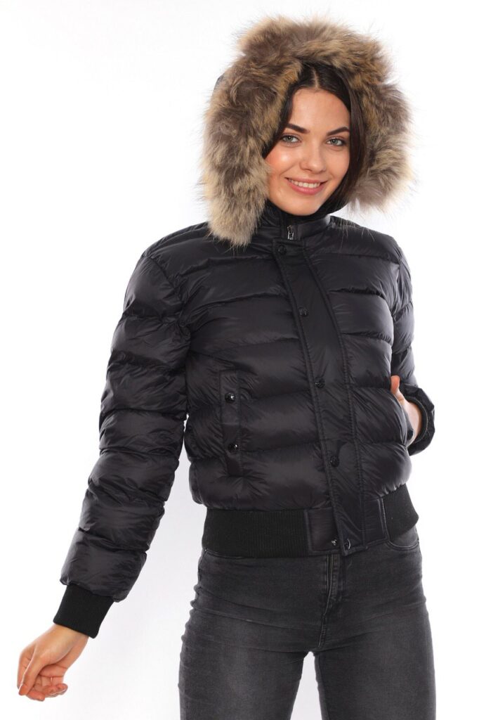moncler mont beli lastikli yatay desen kapuson QR kod