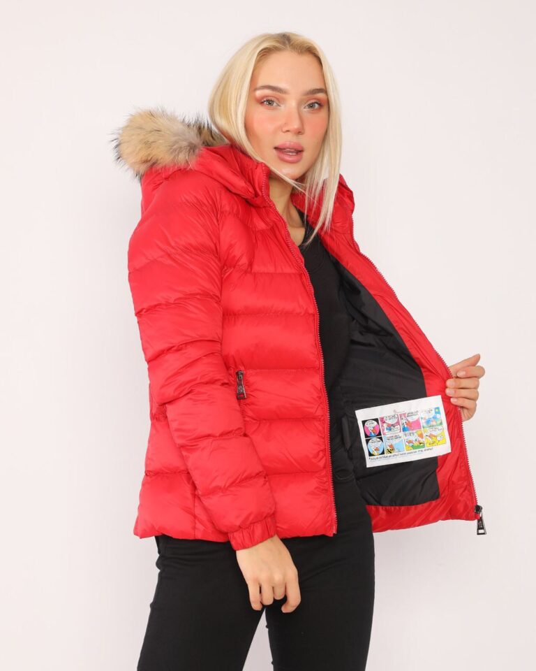 moncler mont kirmizi mat yatay desen kapuson QR kod