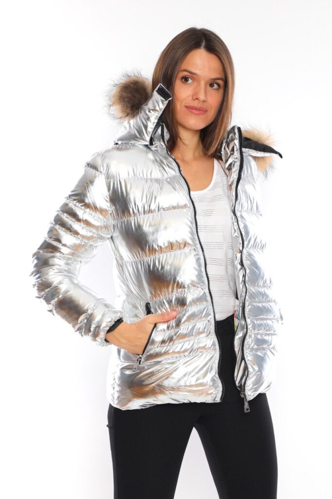 moncler mont parlak silver kapuson QR kod
