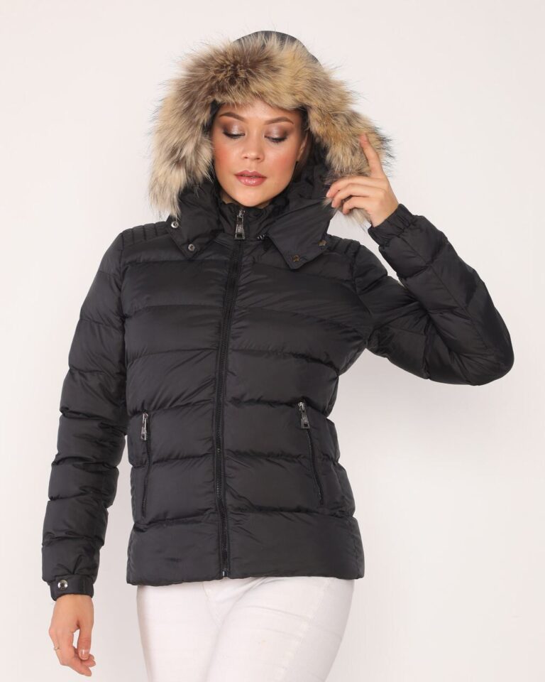 moncler mont siyah mat yatay desen kapuson QR kod