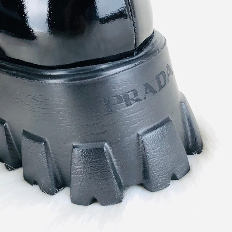 prada ayakkabi monolith patent rugan siyah cizme