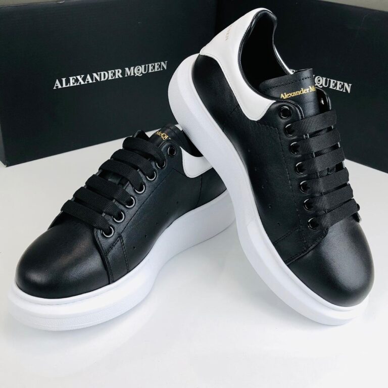 alexander mcqueen ayakkabi erkek sneaker siyah beyaz