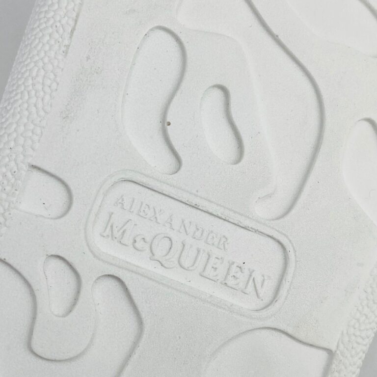 alexander mcqueen ayakkabi sneaker beyaz simli silver