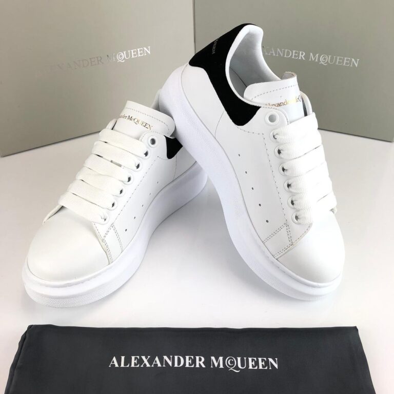 alexander mcqueen ayakkabi sneaker siyah beyaz yasizi gold