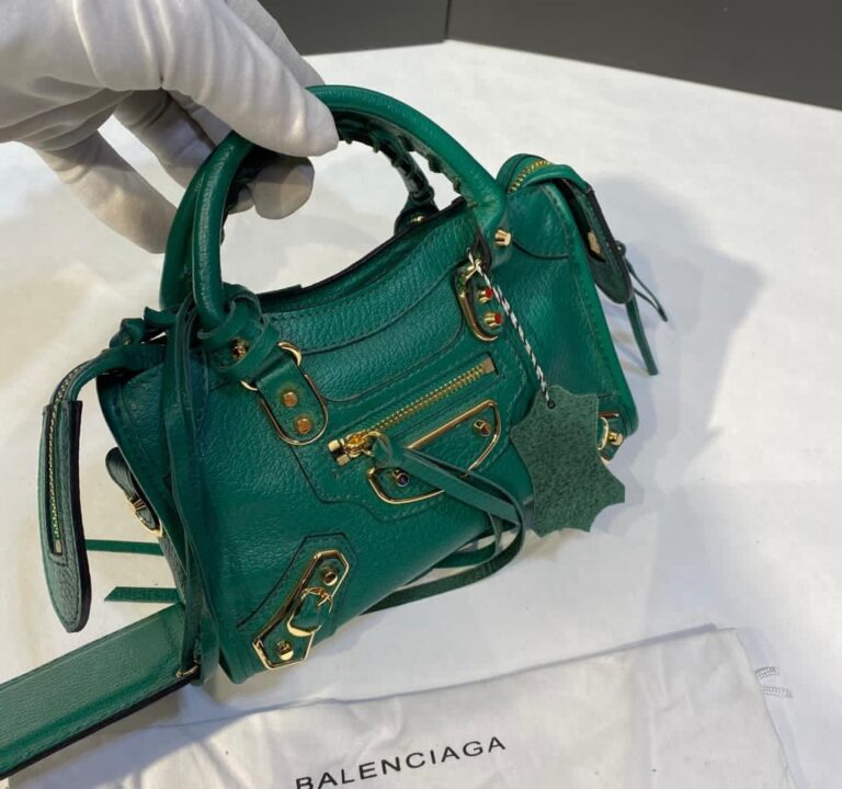 balenciaga canta city miniboy yesil gold aksesuar 19x12