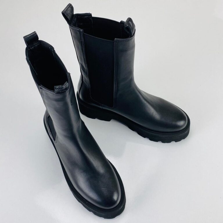 bottega vanetta ayakkabi the lug siyah bot