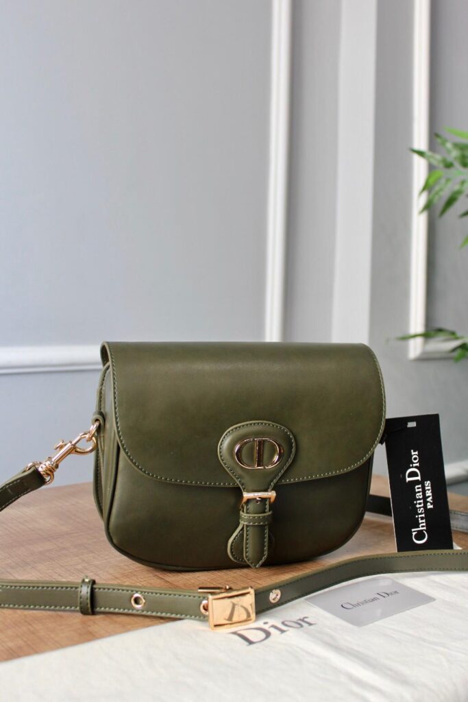 christian dior canta medium bobby bag yesil 22x17x6 cm