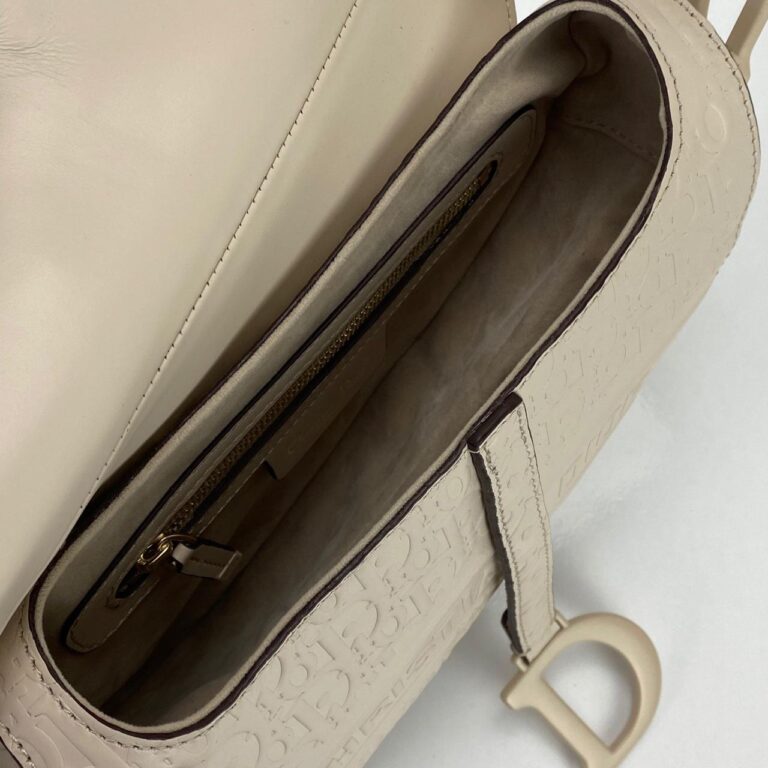 christian dior canta saddle embossed calfskin bej 25x20x6cm