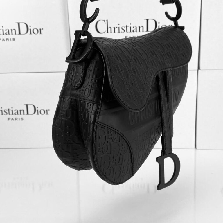 christian dior canta saddle embossed calfskin siyah 25x20x6cm