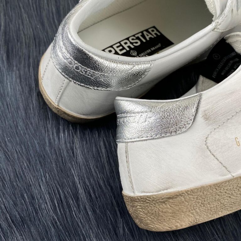 golden goose ayakkabi super star sneaker siyah beyaz simli