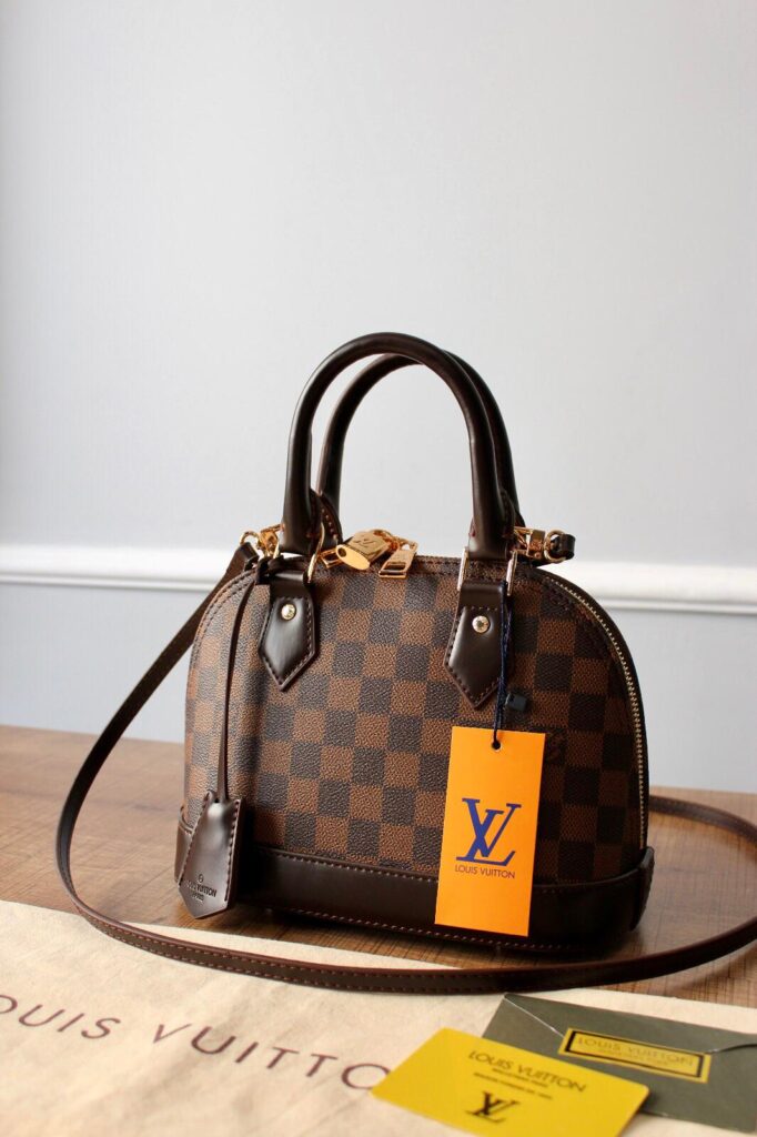 louis vuitton canta alma damier BB 23x17x11 cm