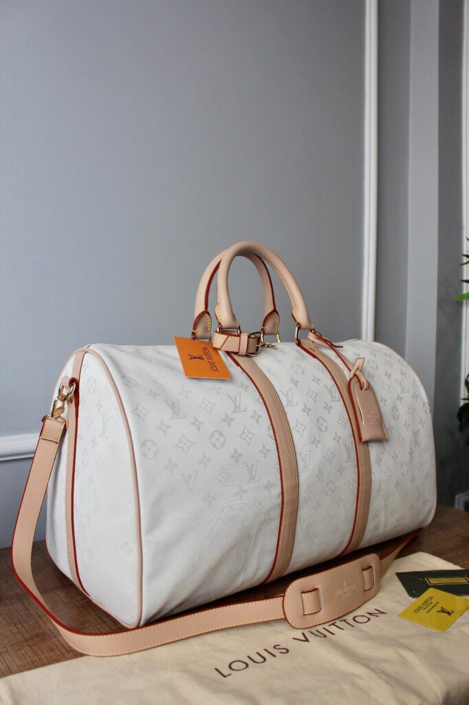 louis vuitton canta keepall bandouliere beyaz monogram el valizi 50x29x23