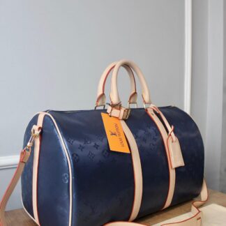 louis vuitton canta keepall bandouliere el valizi lacivert parlak 50x29x23