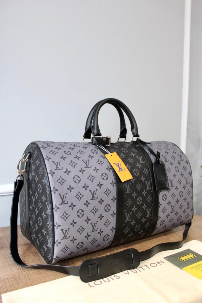 louis vuitton canta keepall siyah gri monogram bandouliere el valizi 50x29x23