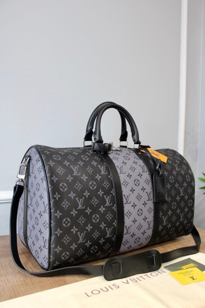 louis vuitton canta keepall siyah gri monogram bandouliere el valizi 50x29x23