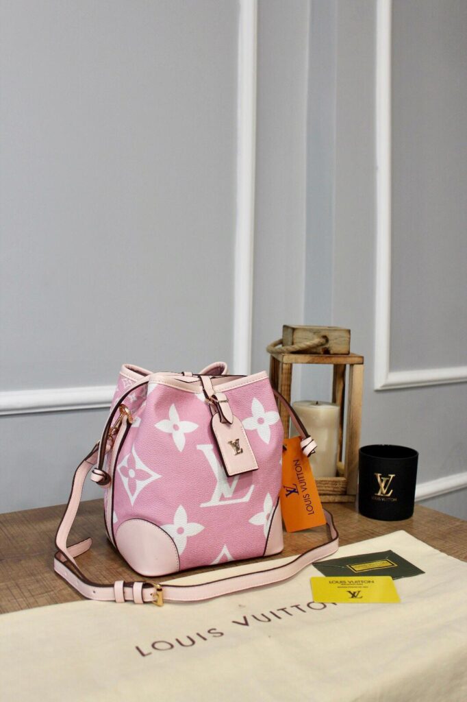 louis vuitton canta neo purse pembe monogram 20x20x15 cm