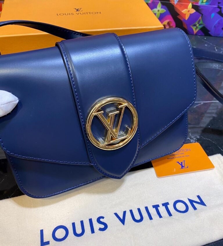 louis vuitton canta pont 9 lacivert 23x17 cm