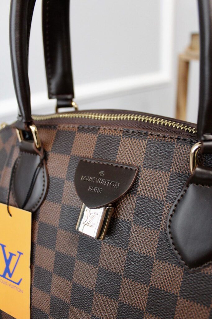 louis vuitton canta rivoli mm damier 36x26x19 cm