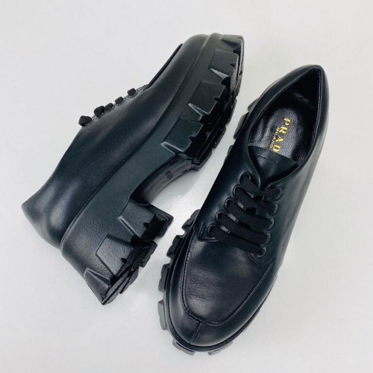 prada ayakkabi monolith derby siyah