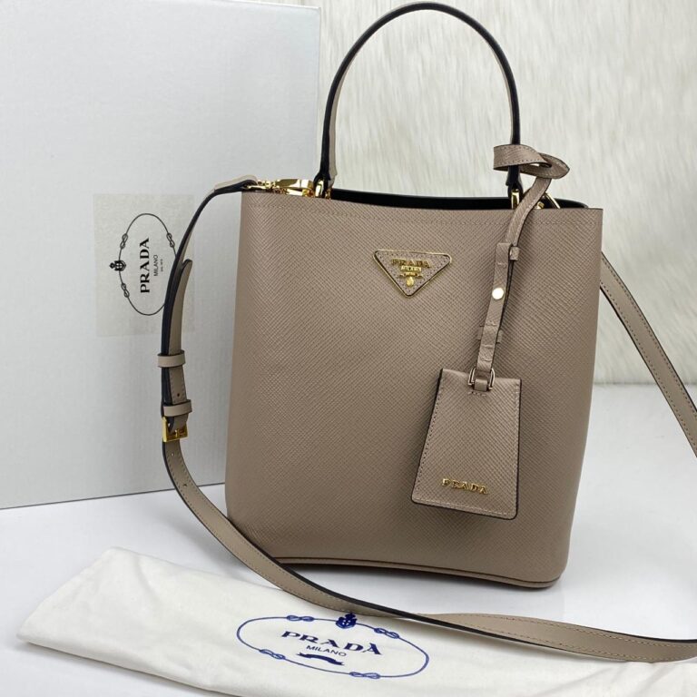 prada canta medium saffiano panier vizon