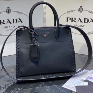 prada canta saffiano orgulu siyah 29x24cm