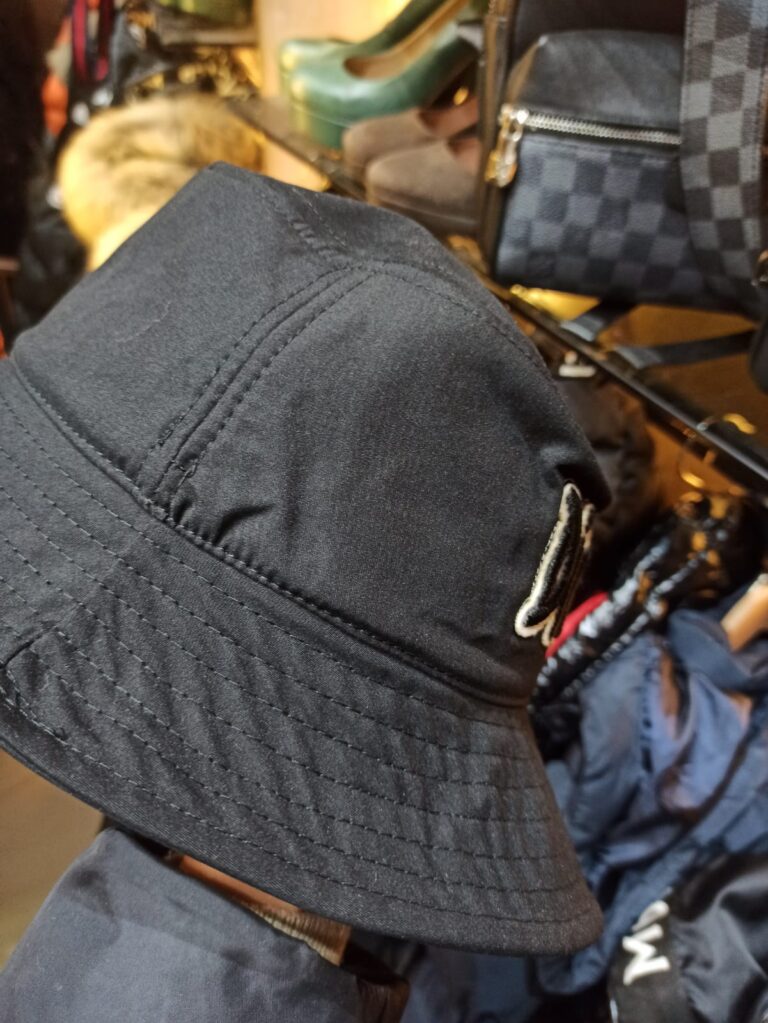 christian dior sapka yuksek kalite siyah