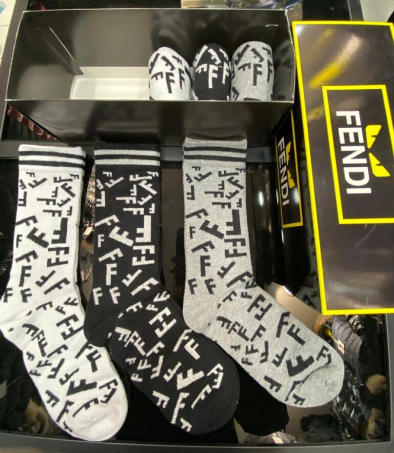 fendi corap 6 adet standart beden