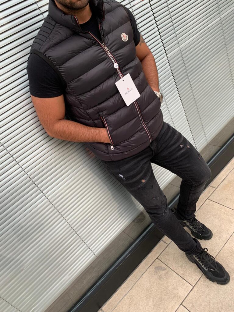 moncler yelek erkek 2021 siyah mat